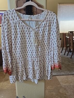 Mudd White Peasant Boho Tunic with Pink and Brown Accent Cuffs